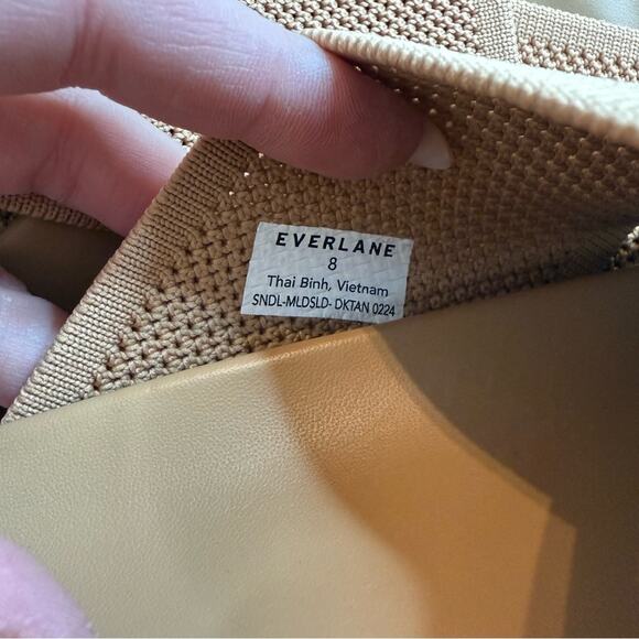 EVERLANE The ReKnit Form Crossover Sandal in Tan Caramel Slip On Comfort 8 NEW - Picture 10 of 11